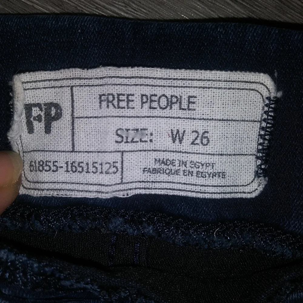 Free People cute pull